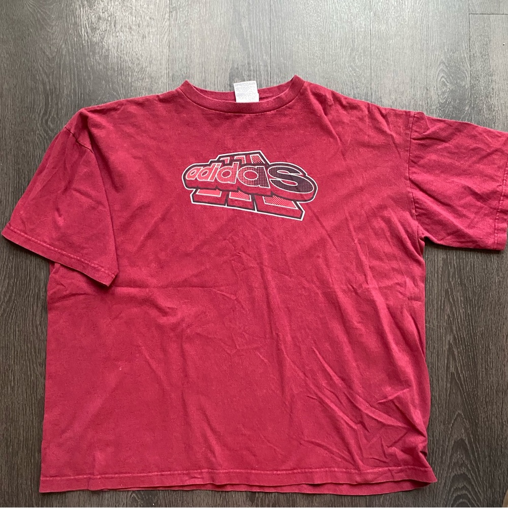 Adidas vintage t-shirt. Great condition.